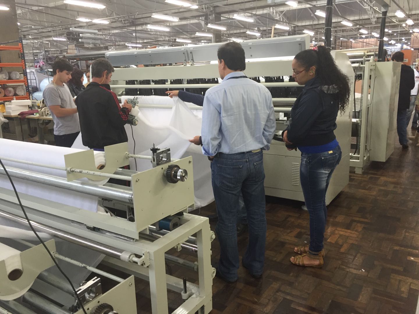 客戶購買超聲波縫綻機(jī) 客戶購買超聲波縫綻機(jī)